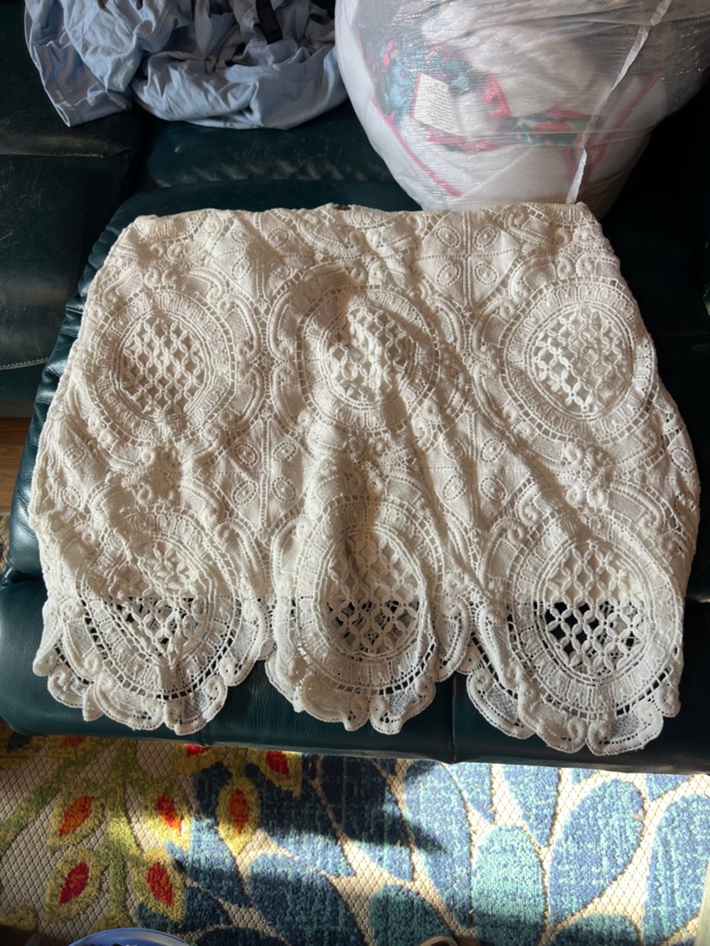 Xhilaration Cream Lace Mini Skirt - XS/S